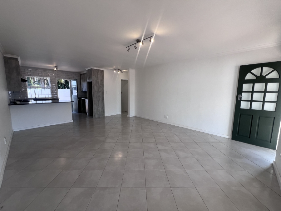 To Let 2 Bedroom Property for Rent in Flamingo Vlei Western Cape